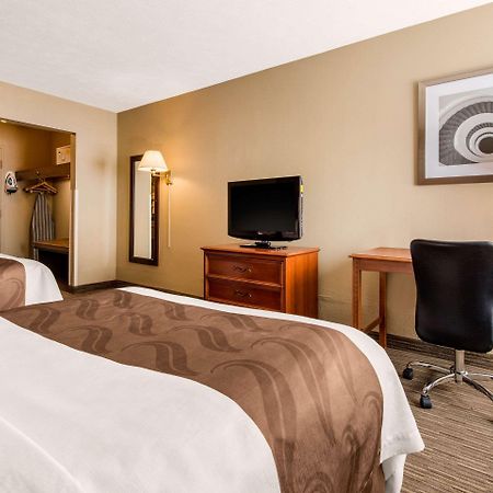 Quality Inn & Suites Нью-Касл Экстерьер фото