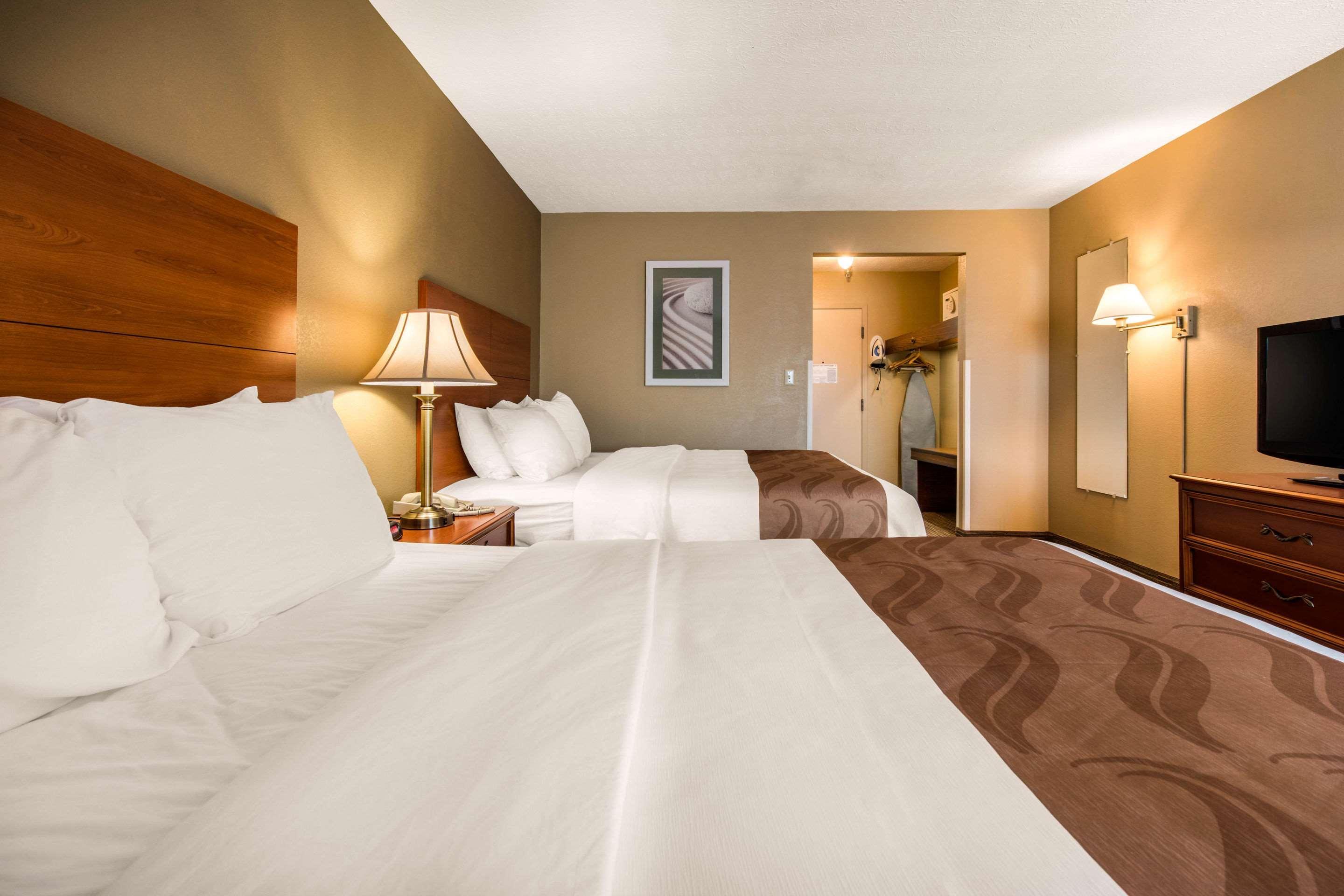 Quality Inn & Suites Нью-Касл Экстерьер фото
