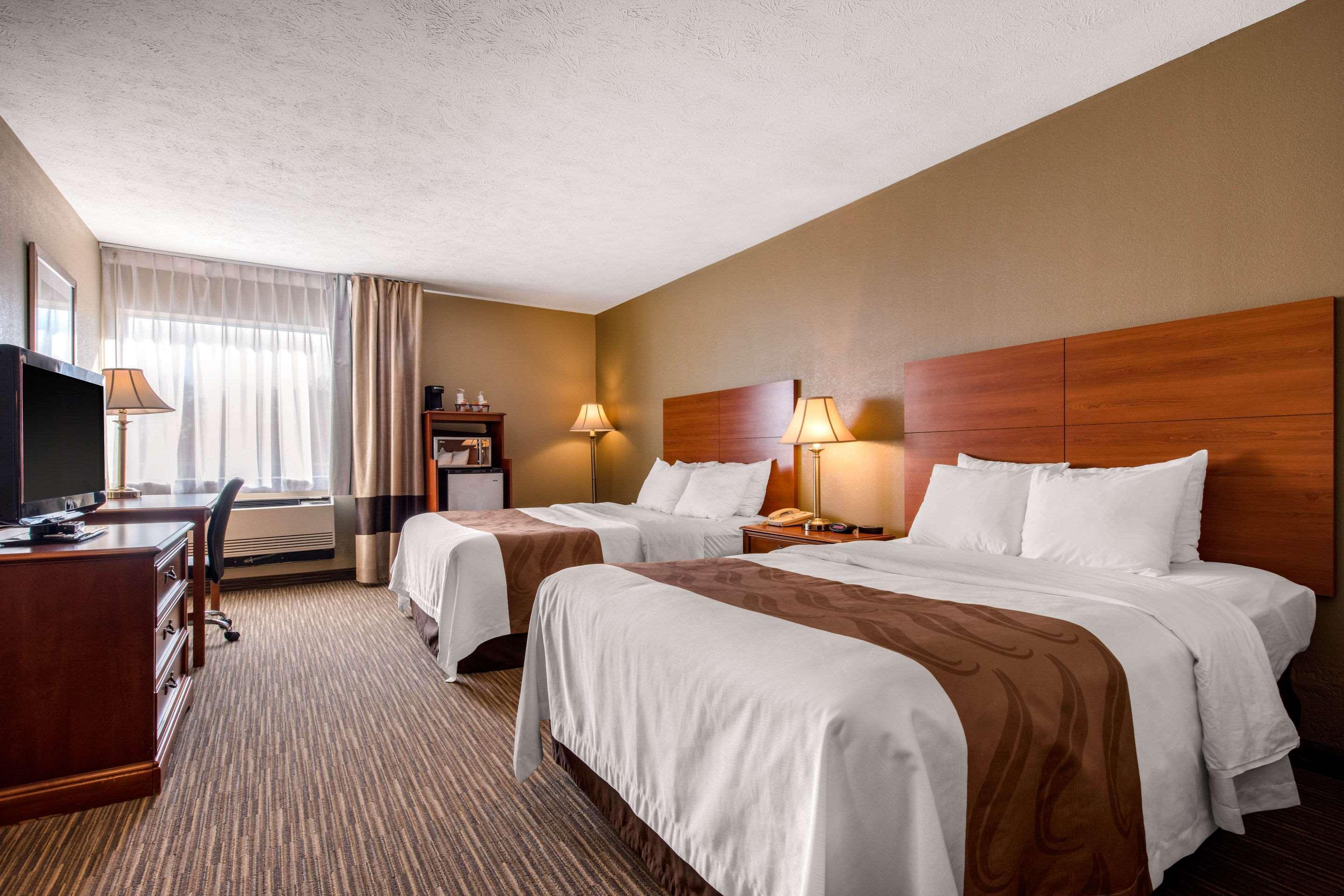 Quality Inn & Suites Нью-Касл Экстерьер фото